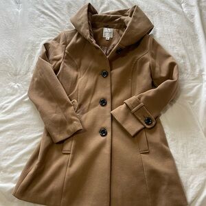 Elegant Tan Women's Coat